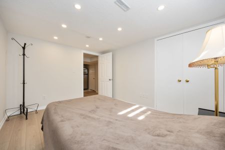 For Lease - 14 Foxwood Grove Unit# Bsmt, Toronto, Ontario - Photo 2
