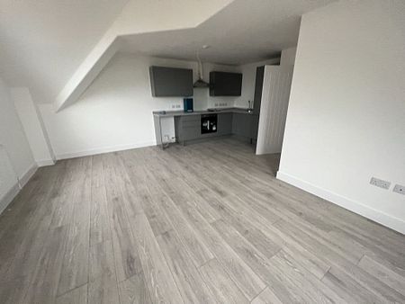 2 Bedroom Apartment - Photo 4