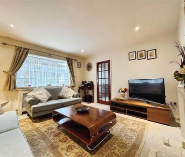 3 bedroom semi-detached house to rent - Photo 6