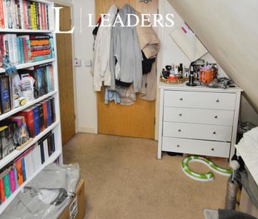 Studio to rent - Photo 6