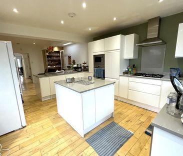 Ridgehurst Avenue - Photo 2