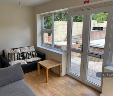 1 bedroom in a house share to rent - Photo 1