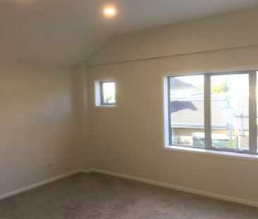 Renovated Bethlehem Three Bedroom Apartment - Bethlehem - Photo 6