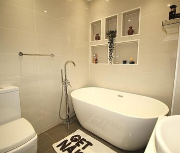 3 bedroom terraced house to rent - Photo 1