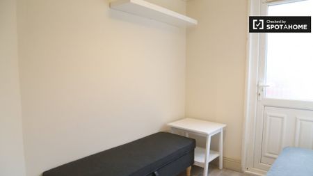 Room in shared apartment for rent in Inns Quay, Dublin - Photo 5