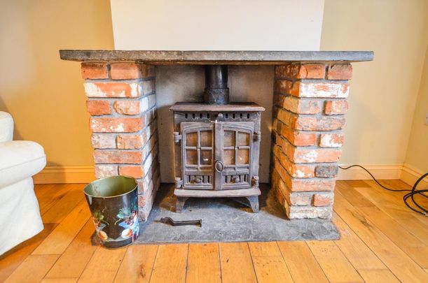 3 bedroom detached house to rent - Photo 1