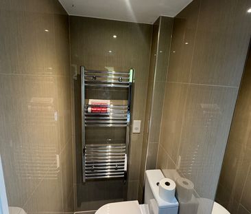 Studio Flat, Chatsworth Road, NW2 - Photo 5