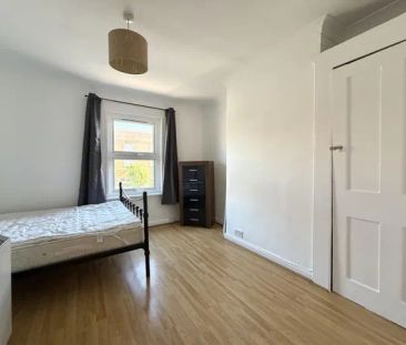 Whitehawk Road, Brighton BN2 5FB 1 bedroom flat to rent - Photo 3