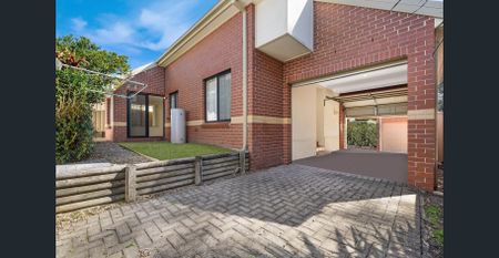 Kingswood three-bedroom spacious home - Photo 3