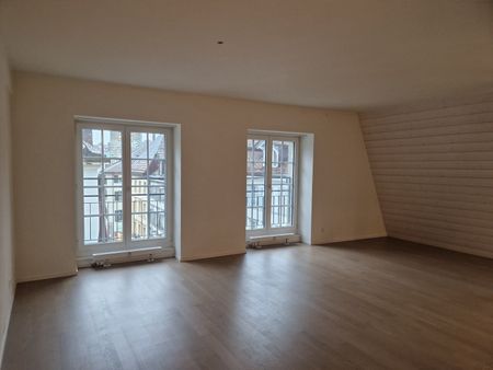 Stilvolle 2.5-Zimmer-Wohnung (73 m2) im Altstadthaus in Solothurn - Photo 2