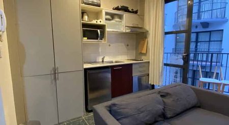 LOCATION LOCATION LOCATION: - Photo 2