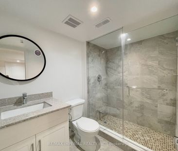 Detached Home For Lease | N8128748 - Photo 2