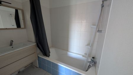 Location Appartement 2 pièces 46m² - Photo 5