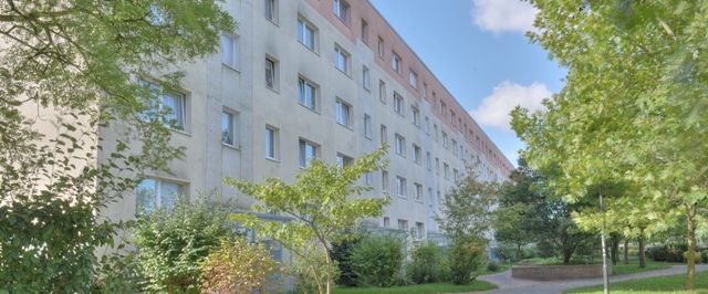 4-Raum-Wohnung mit Balkon in der 5. Etage - Photo 1