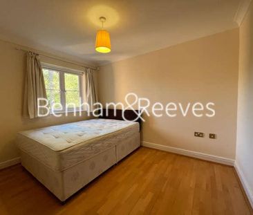 Eastbury Avenue, Northwood, HA6 - Photo 1