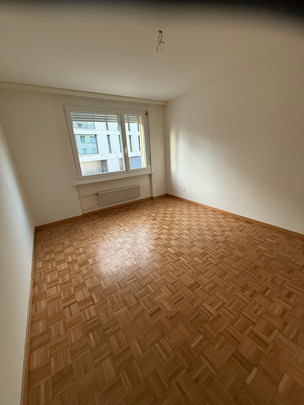 Bel appartement rénové de 3 pièces au 2ème étage - Photo 1