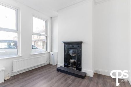 46 Nelson Street, Carrickfergus, BT38 8AR - Photo 2