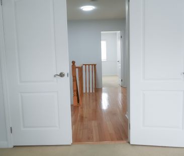 For Lease - 128 Sweetwood Circle, Brampton, Ontario - Photo 3