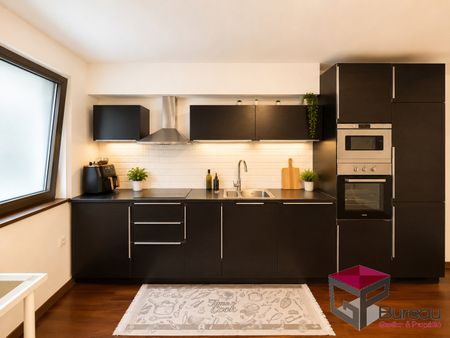 appartement 2CH+Terrasse+Parking à 1000 Bruxelles  Loyer: 1 350 € - Foto 4