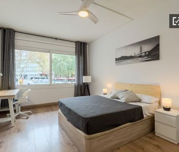 barcelona, Catalonia 08029 - Photo 3