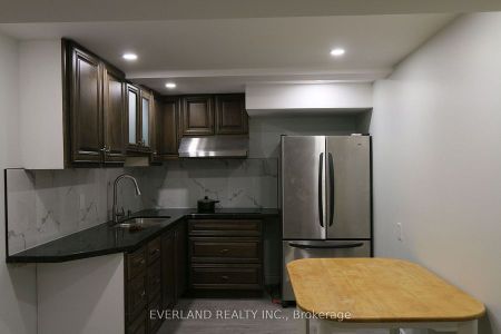 For Lease - 4 Hepatica Street Unit# Basment, Toronto, Ontario - Photo 3
