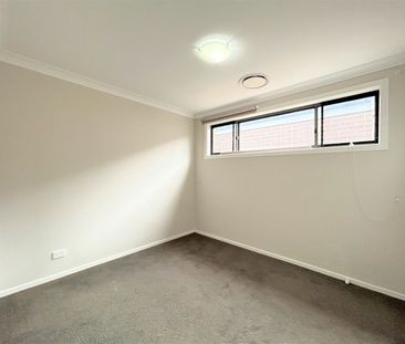 Spacious Double storey 4 Bedroom Large House - Photo 5