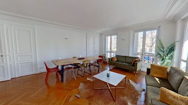 Location Appartement 5 pièces 140m² - Photo 1