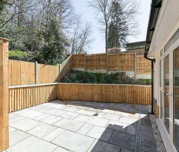 Brambletye Park Road, Redhill, RH1 - Photo 3