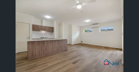 KELMSCOTT - 3x2 - QUIET SECURE COMPLEX - Photo 4