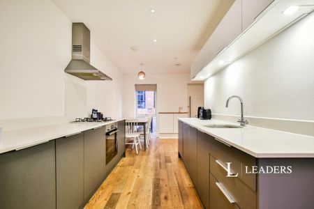 2 bedroom terraced house to rent - Photo 4