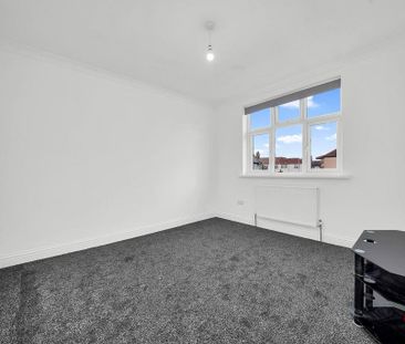 4 bedroom terraced house to rent - Photo 4