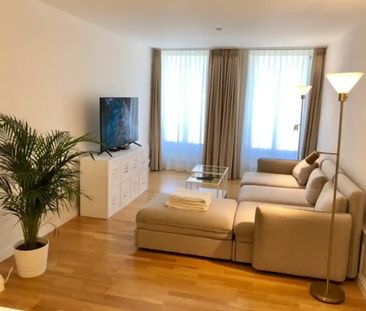 Charmante 2-Zimmer-Wohnung an der Münstergasse in Bern - Photo 2