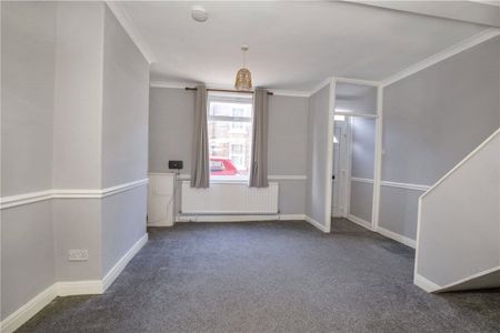 Well-presented and deceptively spacious two bedroom mid-terraced property with off-street parking and a garage situated in Selby Town Centre within walking distances from a range of local amenities, Bus Station & Railway Station - Photo 2