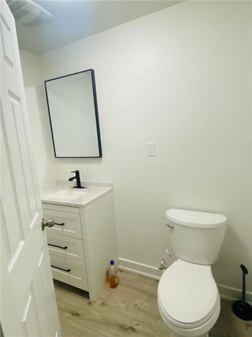 For Lease - 1379 Freeport (Main) Drive, Mississauga, Ontario - Photo 5