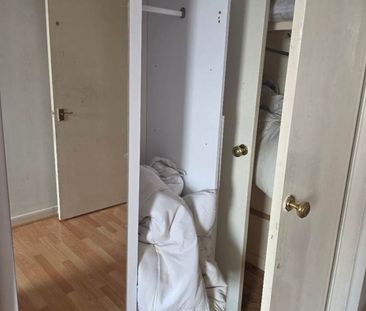 Room in a Shared House, Lewey House, E3 - Photo 6