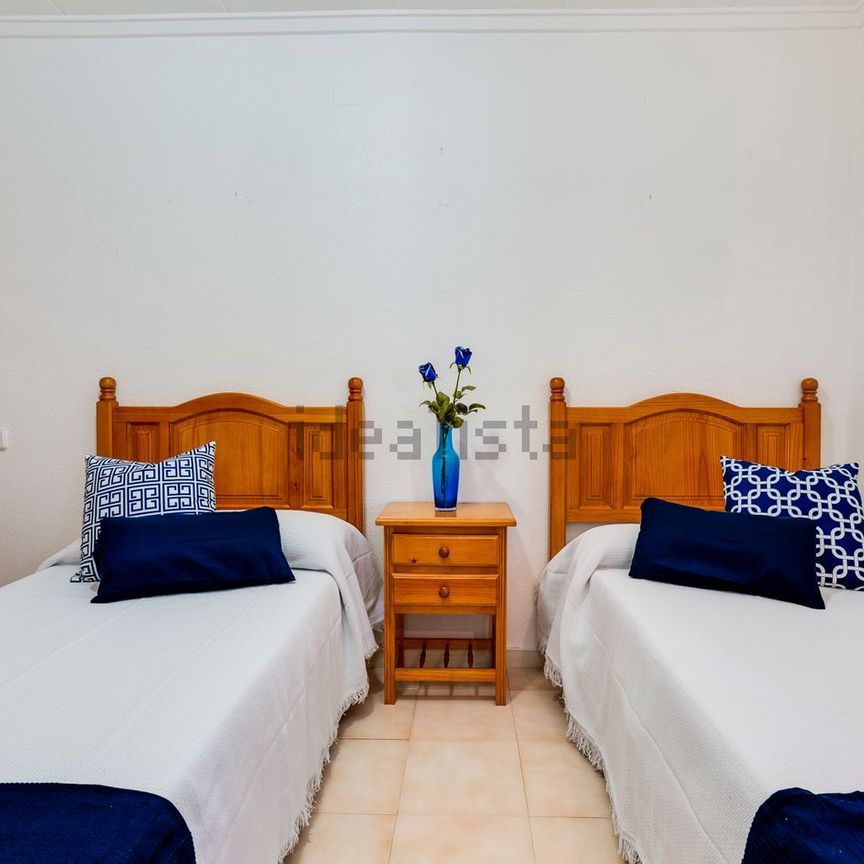 Casa o chalet de alquiler en Avenida de Holanda, Mil Palmeras - Photo 1