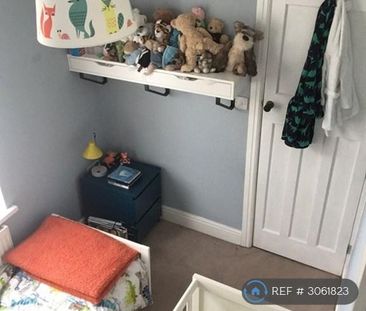 3 bedroom terraced house to rent - Photo 5