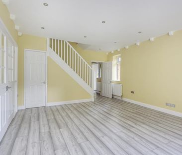 4 bedroom detached house to rent - Photo 3