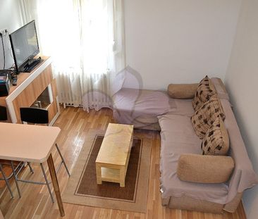 Renewed flat is for rent in the City center - Fotó 1