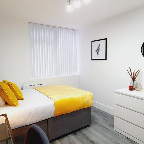 1 bedroom in a house share to rent - Photo 1