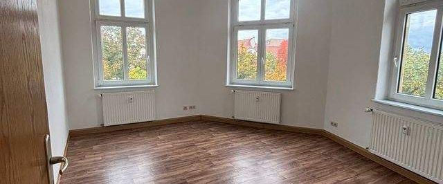 Frisch renoviertes Familiennest mit 4 Zimmern – sofort einziehen! - Photo 1