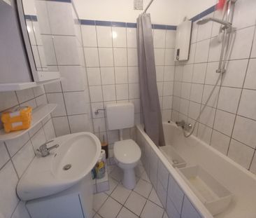 Sehr schöne helle 3 Zi.-Whg. im 2. OG ca. 60qm in der Helgolandstrasse 11, FREI zum 01.11.2024 - Foto 6