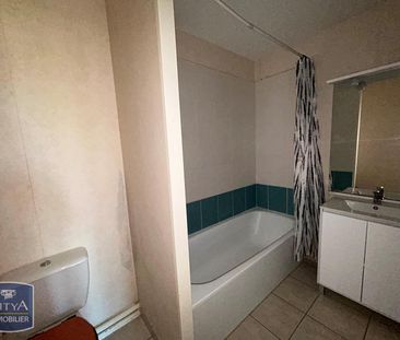 Location Appartement 2 pièces 40m² SAUMUR 49400 - Photo 4
