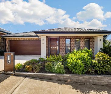 Exceptional Family Comfort in the Rosenthal Estate - Photo 4