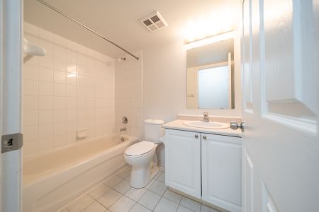 For Lease - 1401 Dupont Street Unit# 405, Toronto, Ontario - Photo 4
