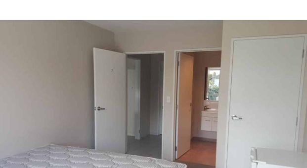 Riccarton, 1 bedroom - Photo 1