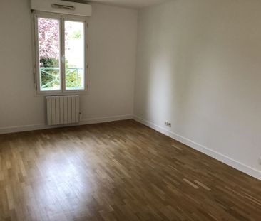 Location Maison 5 pièces 112m² - Photo 3