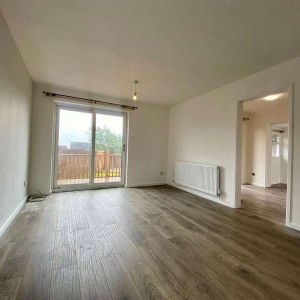 Robins Hill, Brackla, Bridgend County Borough, CF31 - Photo 1