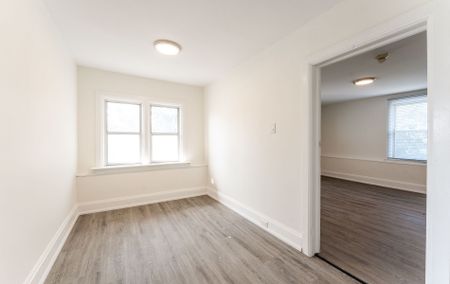 For Lease - 1610 Dundas Street Unit# 2, Whitby, Ontario - Photo 2