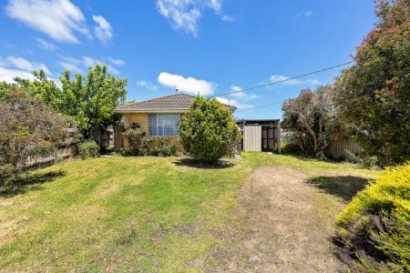 2 Noel Court, Dromana. - Photo 4